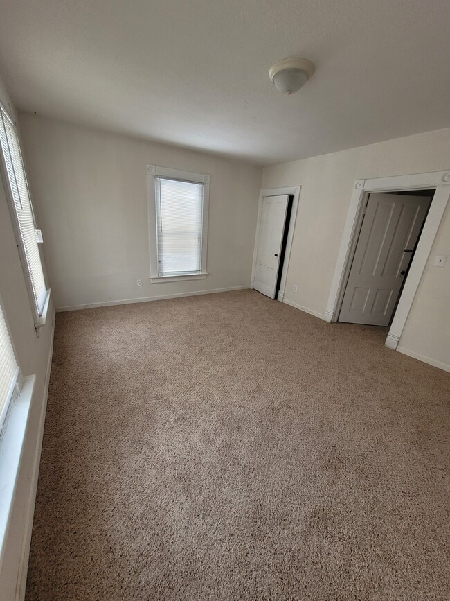 Bedroom - 604 Madison St