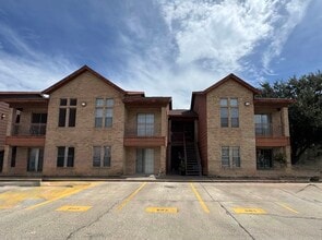 Building Photo - 1752 Tiara Trail