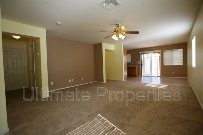 Foto del edificio - 17476 W Ventura St