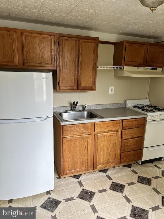 Foto principal - 360 Lakehurst Rd