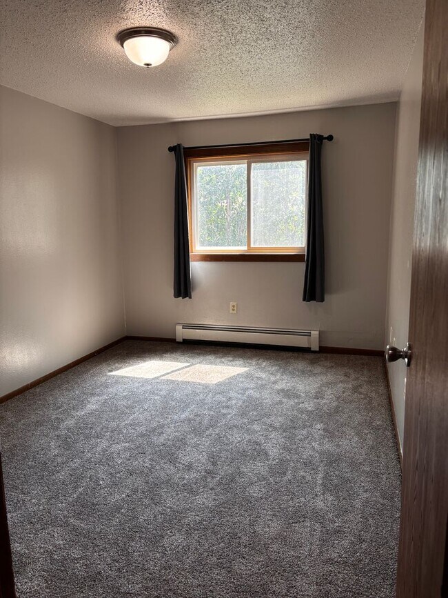 Foto del edificio - 2715 Hawken St