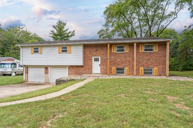 Building Photo - 9149 Wintergreen Dr