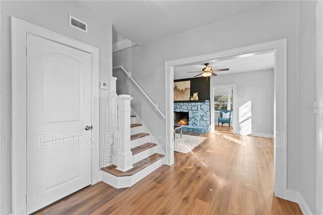 Foto del edificio - 3220 Clubhouse Rd