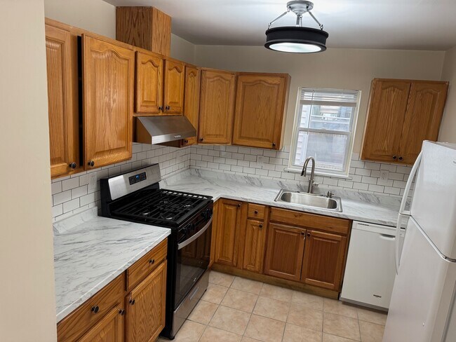 Foto del edificio - 31 Emory St