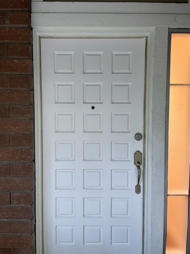 Building Photo - One Story in Woodbridge-$1000 off rent