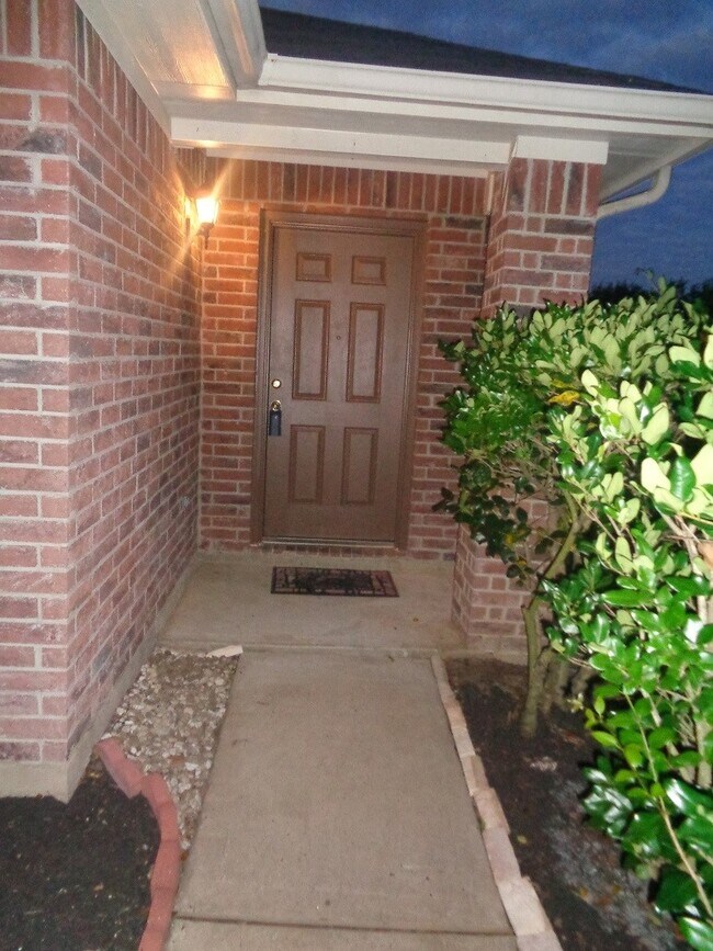 Foto del edificio - 19702 Byron Meadows Dr