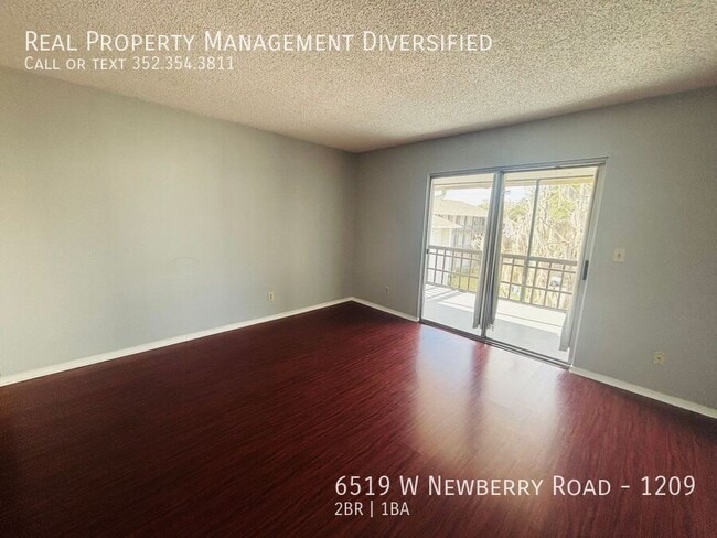 Building Photo - 6519 W Newberry Rd