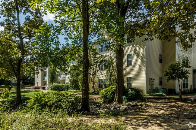 The Grove at Trinity Pointe Apartments Cordova, TN