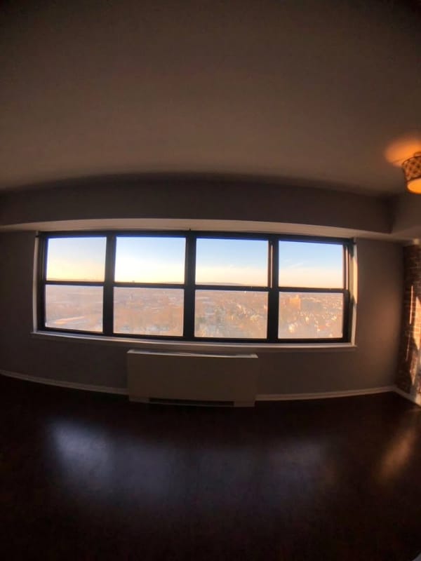 Foto del edificio - 285 Aycrigg Ave