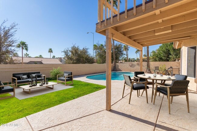 Building Photo - 3611 E Windmere Dr