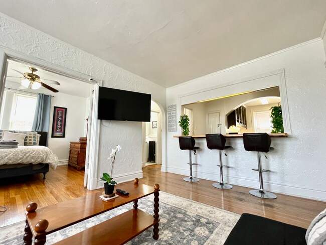 Building Photo - 6655 Berthold Ave
