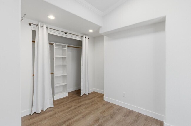 Foto del edificio - 8894 Indiana Ave