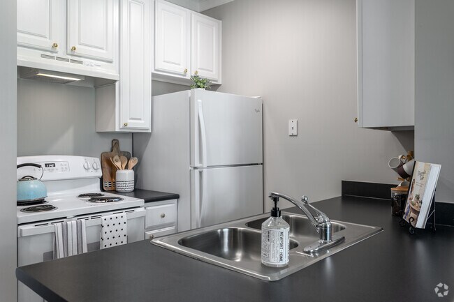 1 habitación, 1 baño - 615 pies cuadrados - Oakpointe - Cocina - The Lakes Of Olentangy