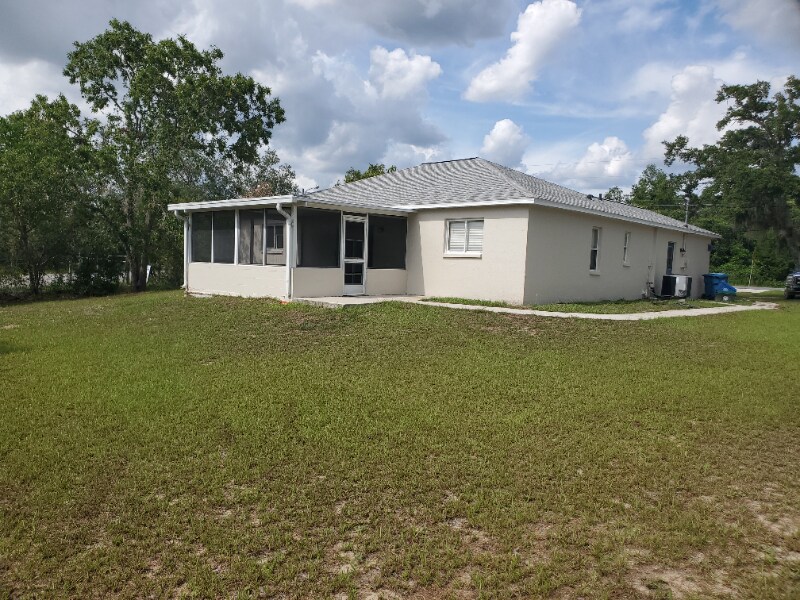 Building Photo - 2125 Deborah Dr