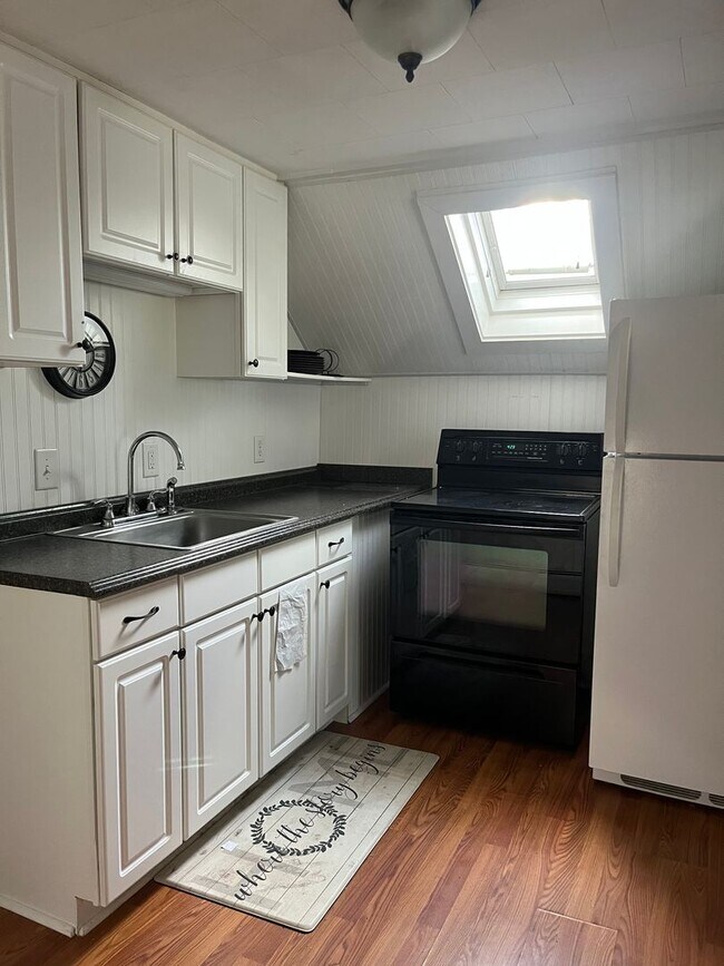 Foto del edificio - 189 Gilford Ave