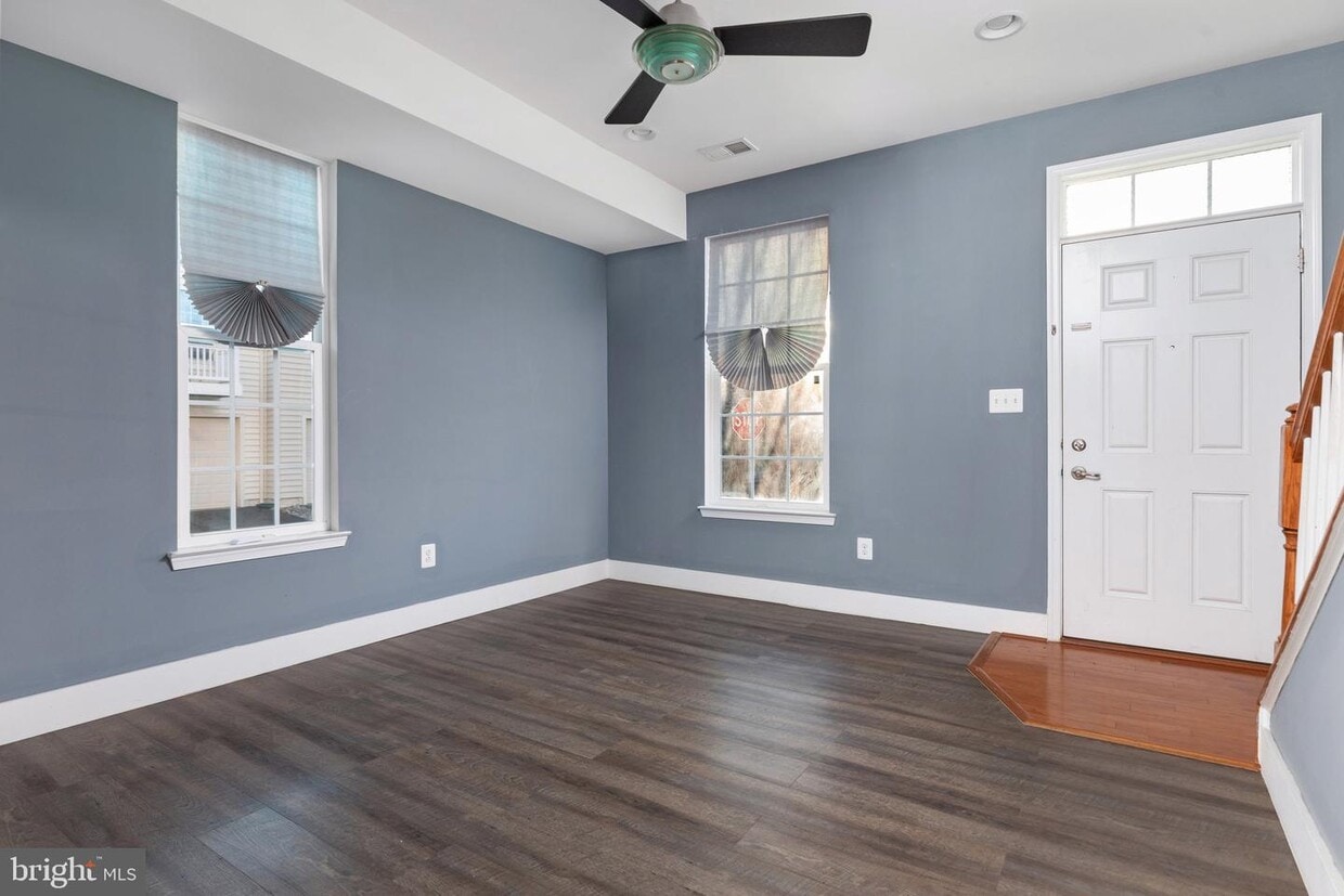 14168 Cannondale Way, Gainesville, VA 20155 Townhome Rentals in