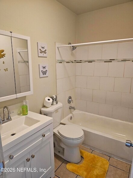 Foto del edificio - 4067 Gilmore St