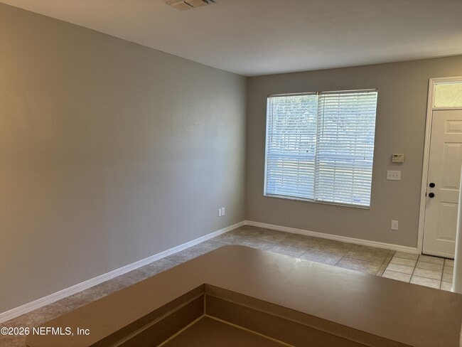 Building Photo - 13703 Richmond Park Dr N