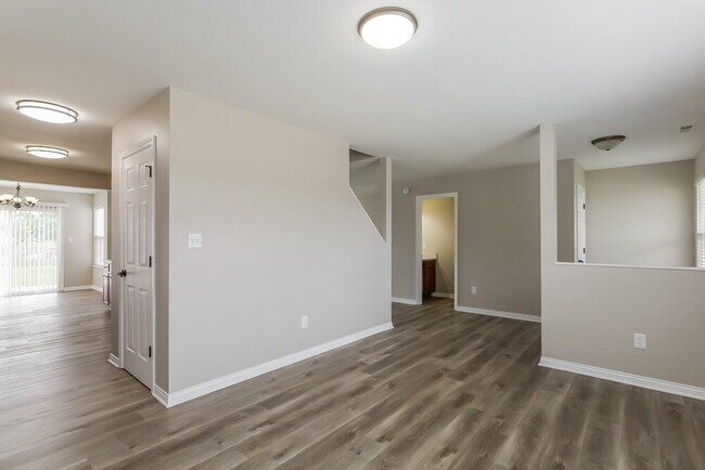 Foto del edificio - 1349 Locke Bend