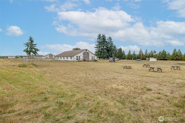 Building Photo - 180 Parker Rd