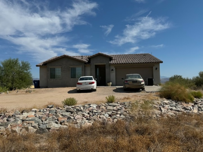 Foto principal - 3Bed/2Bath Home in Rio Verde! $399 MOVE-IN...