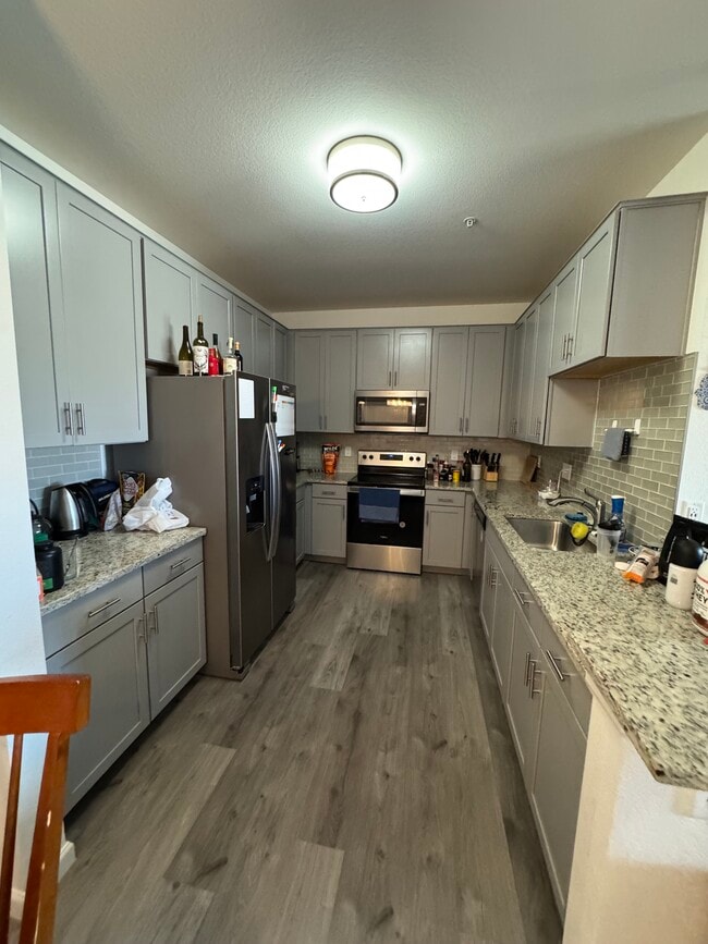 Kitchen - 15700 E Jamison Dr