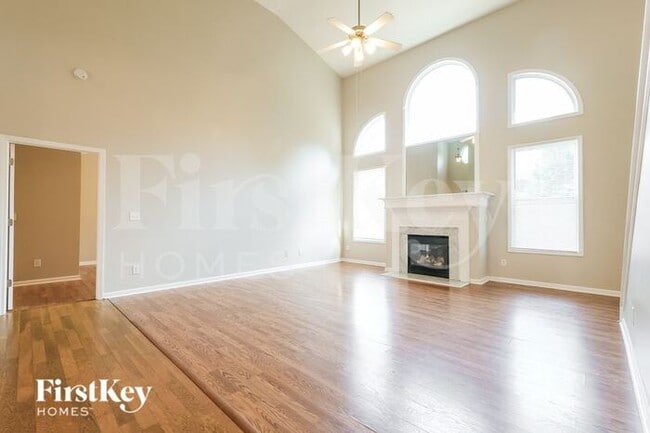 Building Photo - 952 Simonton Glen Dr SE