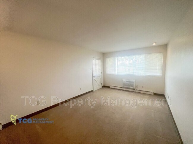 Foto del edificio - 1449 Catherine St