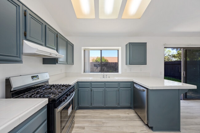 Building Photo - 511 Big Sky Ter