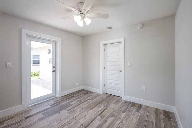 Foto del edificio - 22766 SW 56th Ave