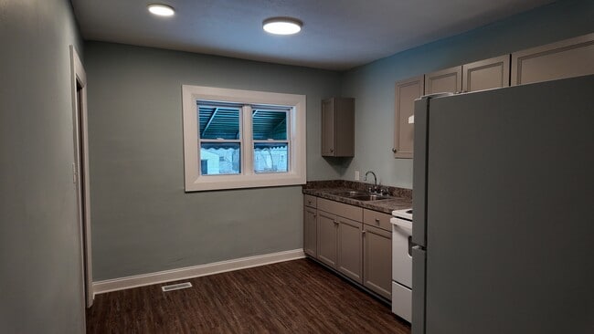 Foto del edificio - 346 Cleveland St