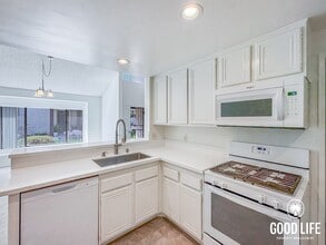Building Photo - 4711 Amberwood Ct