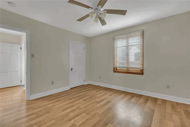 Foto del edificio - 1736 Pierce St