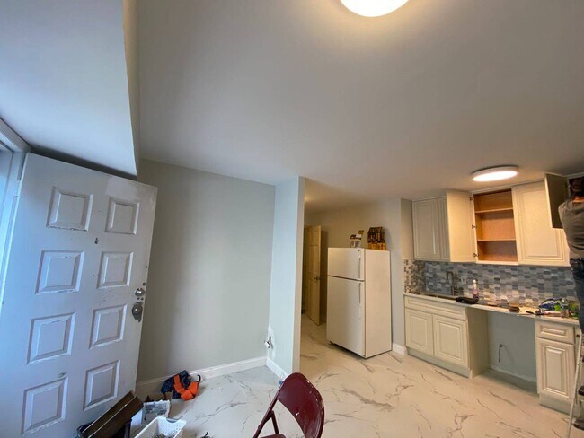 Foto del edificio - 112 Rockne St