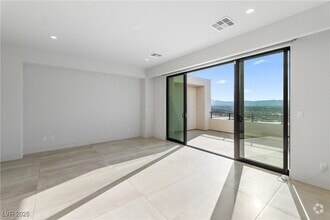Building Photo - 386 Tranquil Peak Ct