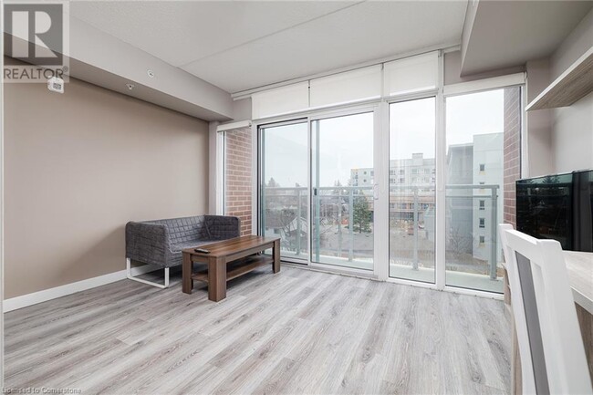 Building Photo - 308 Lester St