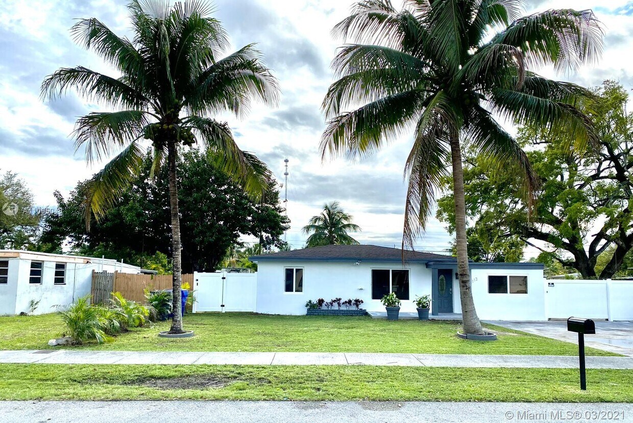 Primary Photo - 112 Ronald Rd