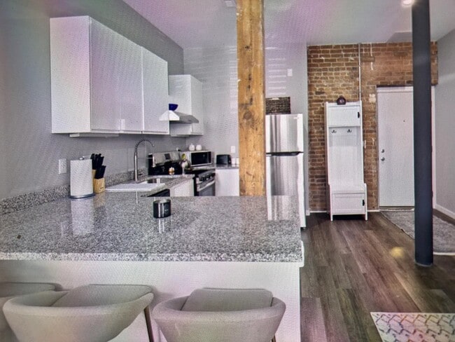 Building Photo - The Livery