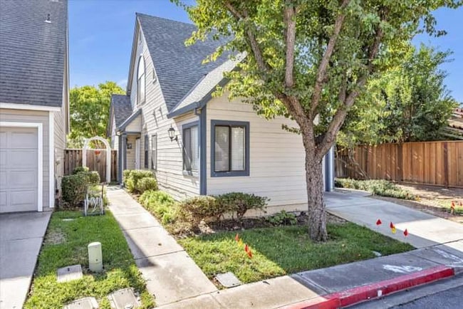 Building Photo - 720 Natalie Dr