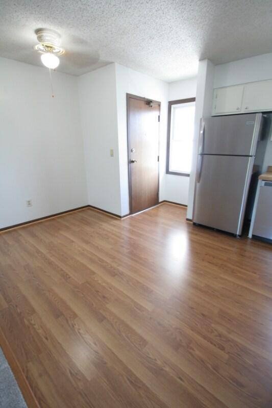 Building Photo - 1811 Greenfield Ln SW