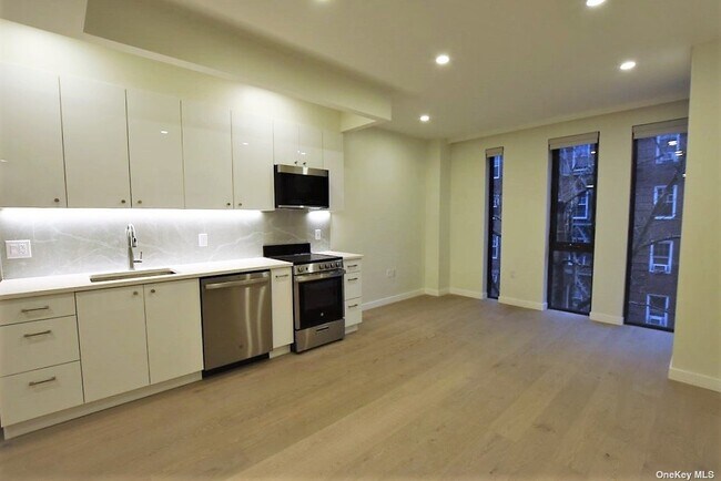 Building Photo - 41-26 44th St