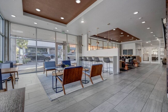 Building Photo - Milagro