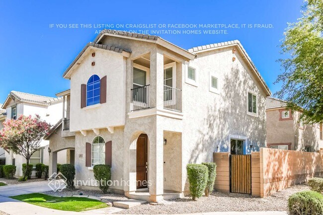 Foto del edificio - 4201 E Carla Vista Dr