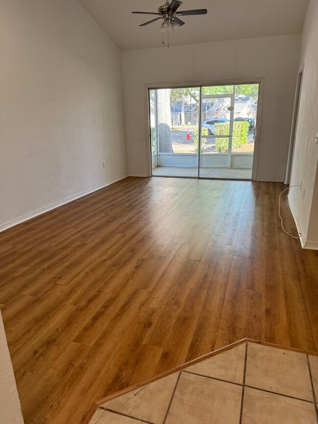 Foto del edificio - 4700 SW Archer Rd
