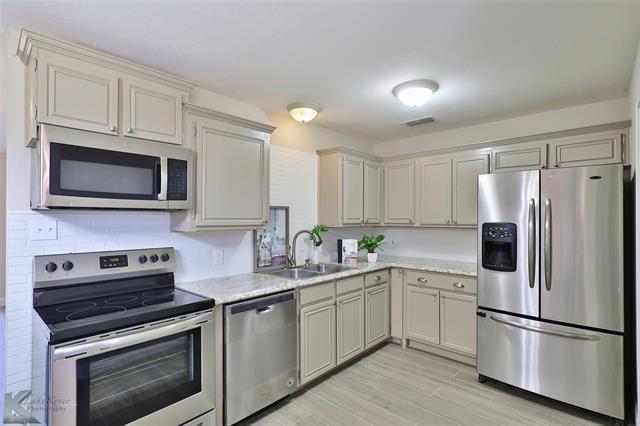 Foto del edificio - 4418 Bob O Link Dr