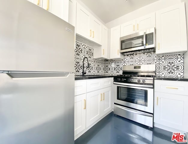 Building Photo - 537 S Gramercy Pl