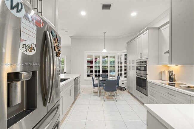 Foto del edificio - 8366 SW 193rd St