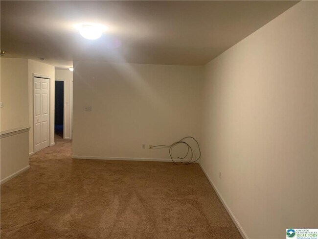 Building Photo - 7280 Adams Ct
