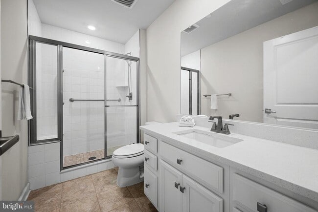 Building Photo - 3923 Cooks Ln