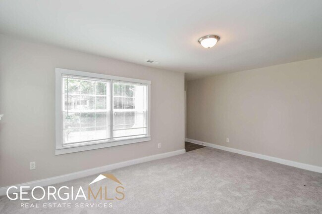 Foto del edificio - 942 Lawton St SW